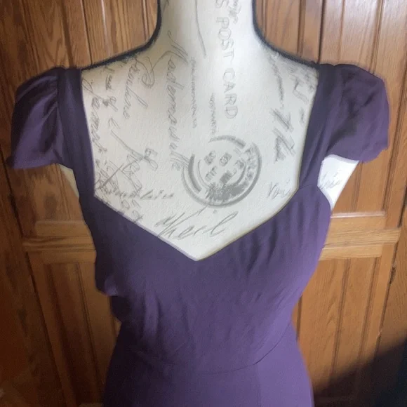 Reformation Dylan Dress - Picture 5 of 11